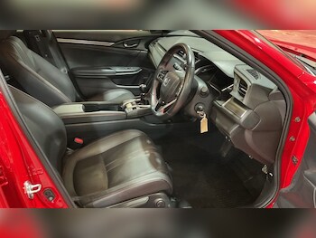 Used Honda Civic 2019 for sale - 76417390: Photo