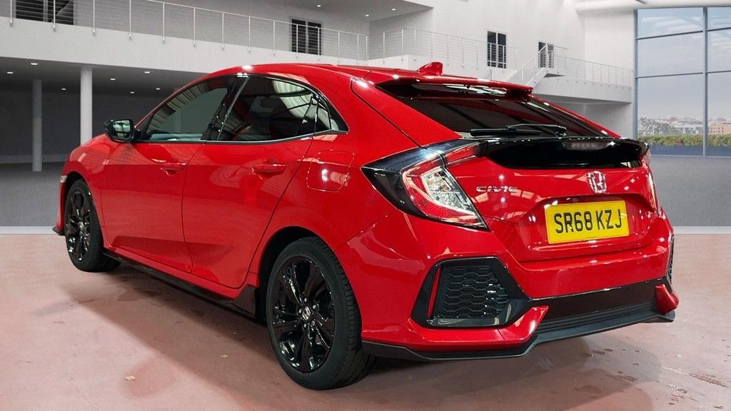 Used Honda Civic 2019 for sale - 76417390: Photo 6