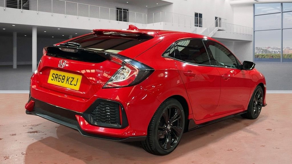 Used Honda Civic 2019 for sale - 76417390: Photo 9