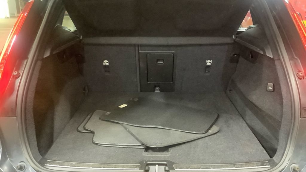 Used Volvo XC40 2020 for sale - 77038425: Photo 11