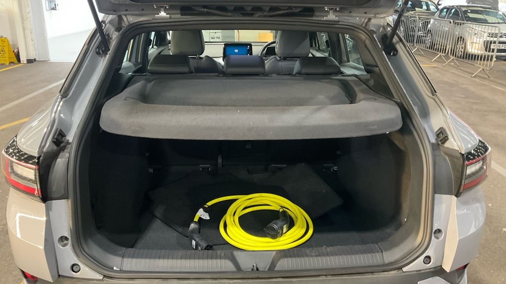 Used Volkswagen ID.4 2022 for sale - 78017368: Photo 11