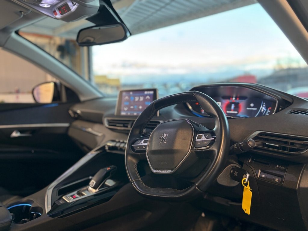 Used Peugeot 5008 2020 for sale - 76768454: Photo 2