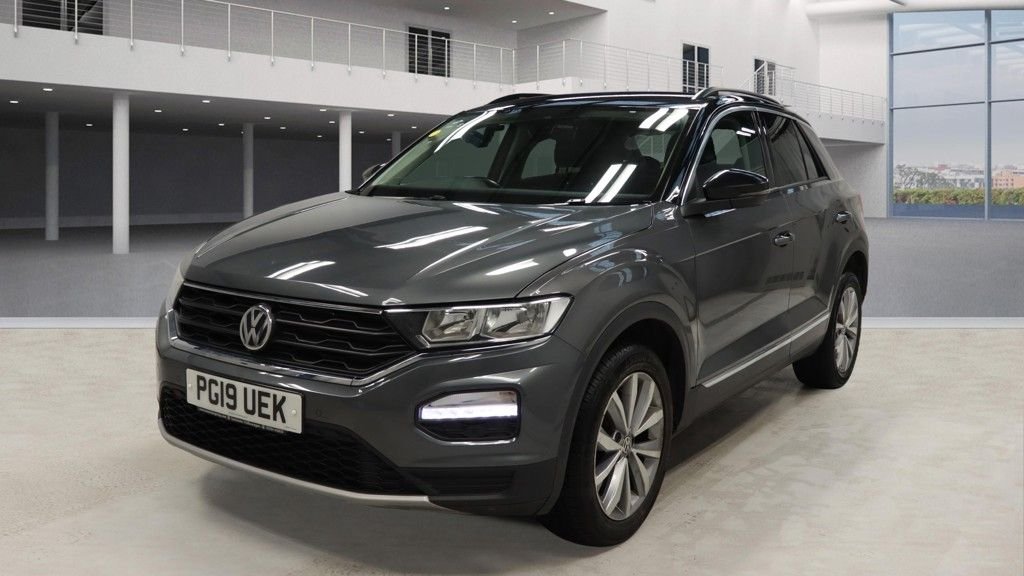Used Volkswagen T-Roc 2019 for sale - 77621502: Photo 2