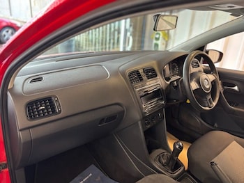 Used Volkswagen Polo 2012 for sale - 77748925: Photo