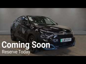 2022 (71) - 50kWh Shine Plus Hatchback 5dr Electric Auto (7.4kW Charger) (136 ps)+1 OWN