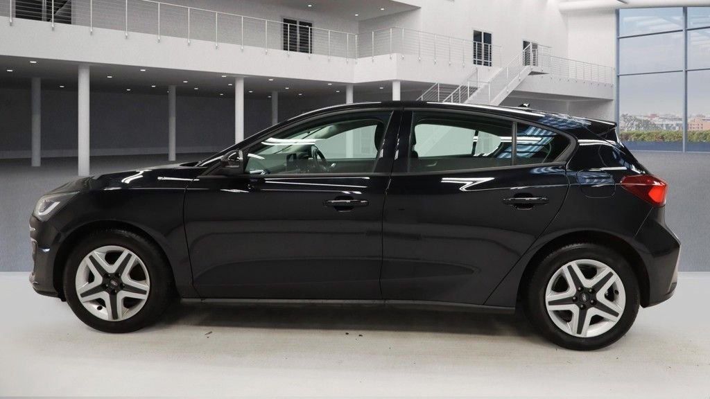 Used Ford Focus 2022 for sale - 76986214: Photo 8