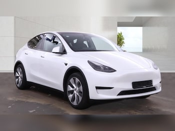 Used Tesla Model Y 2024 for sale - 79072642: Photo