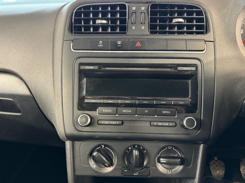 Used Volkswagen Polo 2012 for sale - 76569769: Photo 8