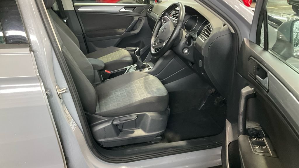 Used Volkswagen Tiguan 2020 for sale - 77275980: Photo 2