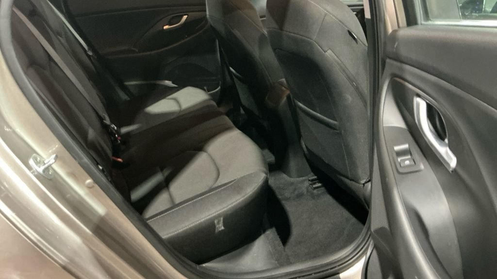 Used Hyundai i30 2018 for sale - 77153590: Photo 14