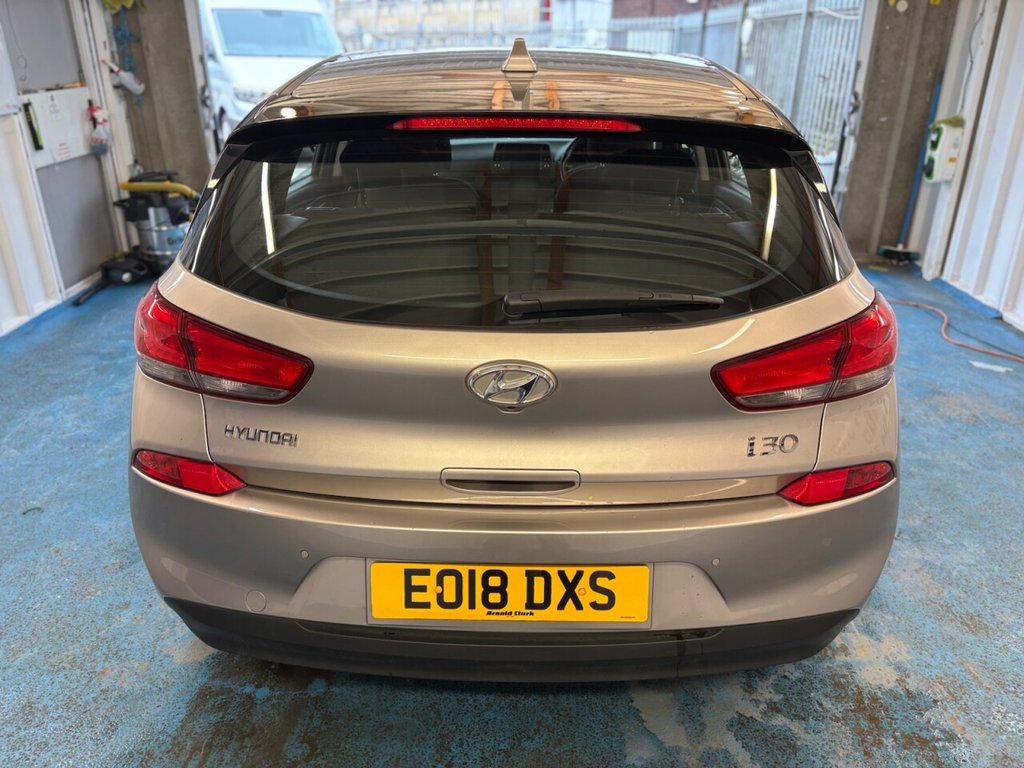 Used Hyundai i30 2018 for sale - 77153590: Photo 32