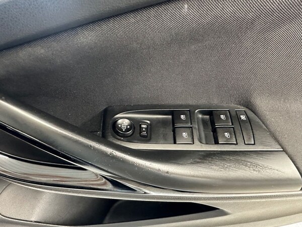 Used Vauxhall Astra 2016 for sale - 75347031: Photo 25