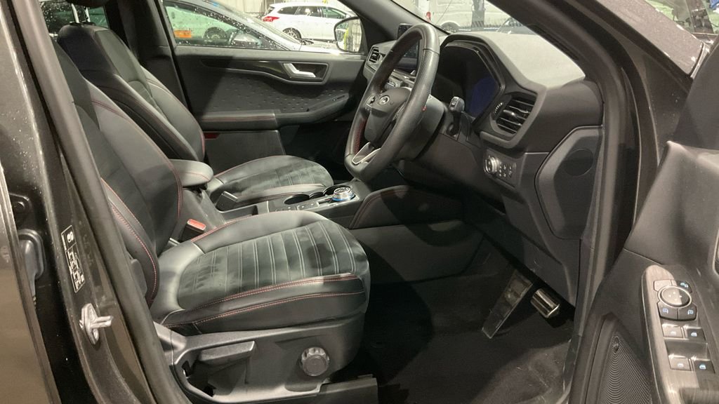 Used Ford Kuga 2021 for sale - 76356869: Photo 3