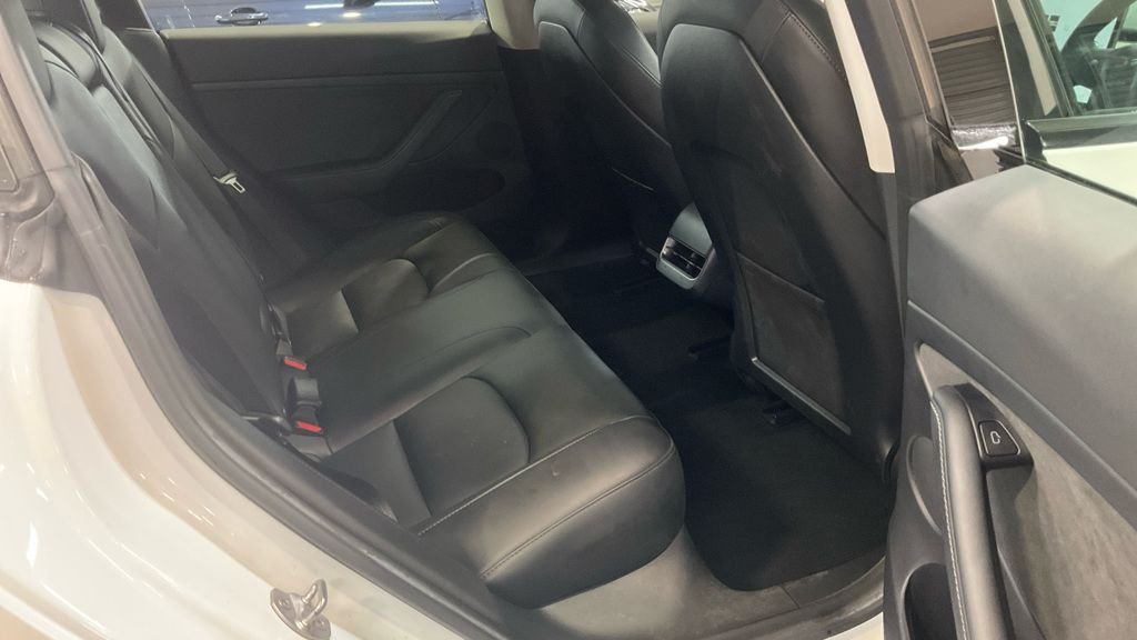 Used Tesla Model 3 2021 for sale - 76582550: Photo 11