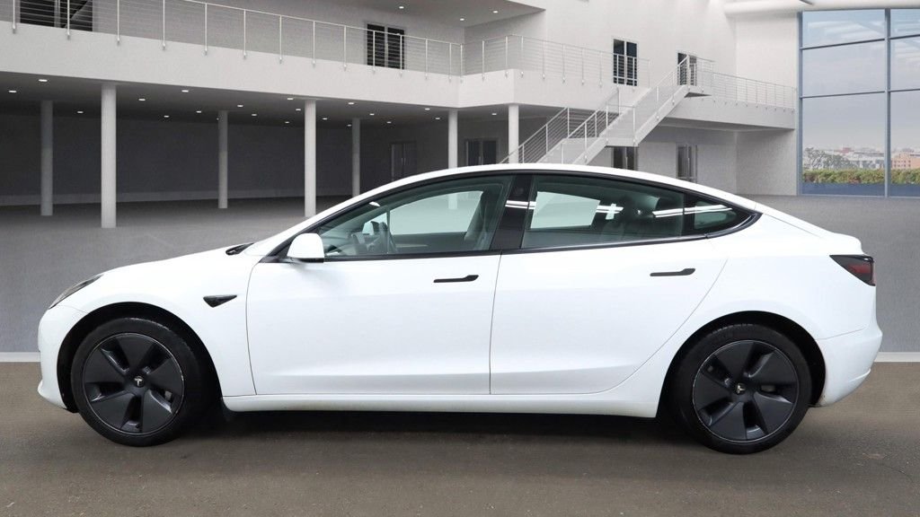 Used Tesla Model 3 2021 for sale - 76582550: Photo 8