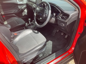 Used Ford Focus 2020 for sale - 79437889: Photo