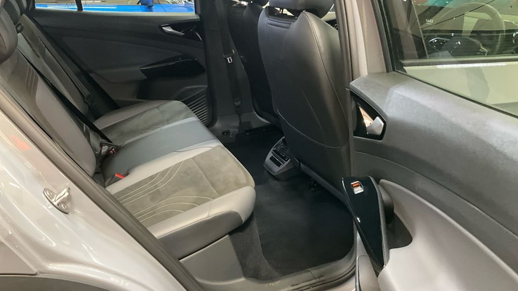 Used Volkswagen ID.5 2023 for sale - 77850278: Photo 12