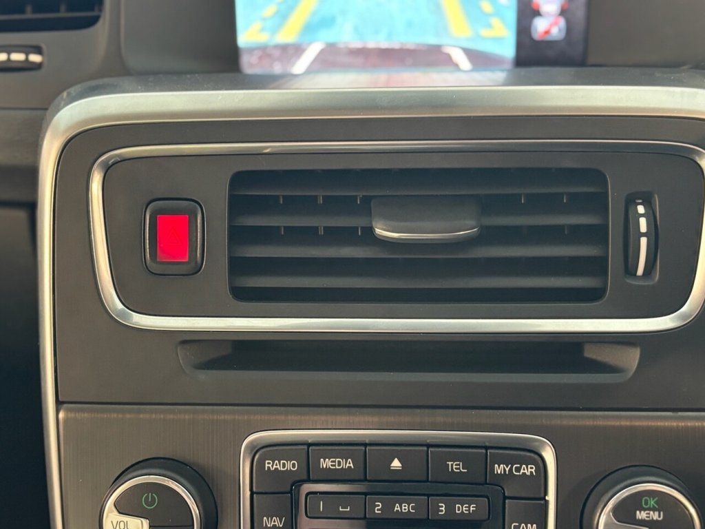 Used Volvo V60 2014 for sale - 75923340: Photo 26