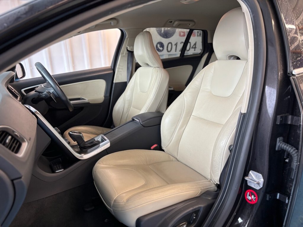 Used Volvo V60 2014 for sale - 75923340: Photo 27