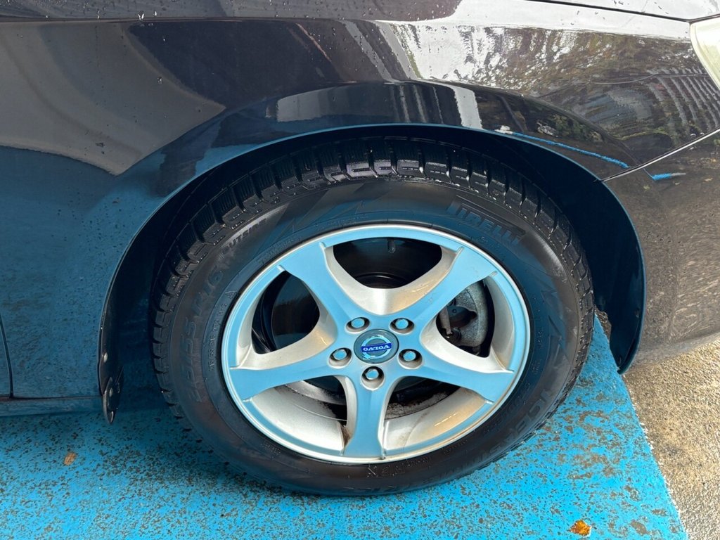 Used Volvo V60 2014 for sale - 75923340: Photo 34