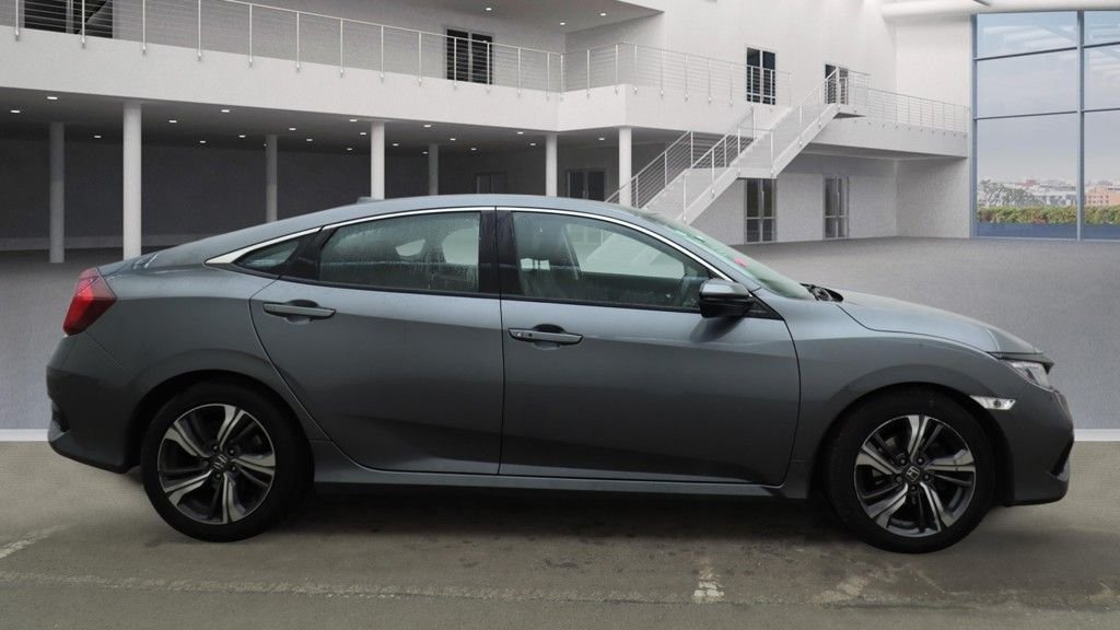 Used Honda Civic 2020 for sale - 77748579: Photo 9