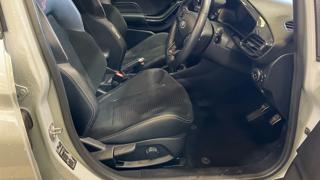 Used Ford Fiesta 2019 for sale - 78017891: Photo 2