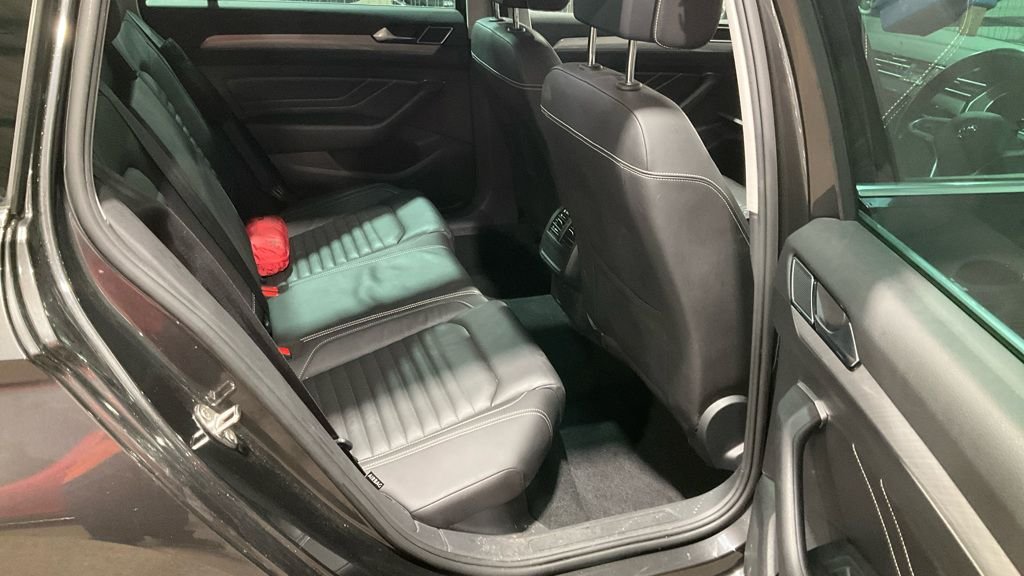 Used Volkswagen Passat 2019 for sale - 77452315: Photo 12
