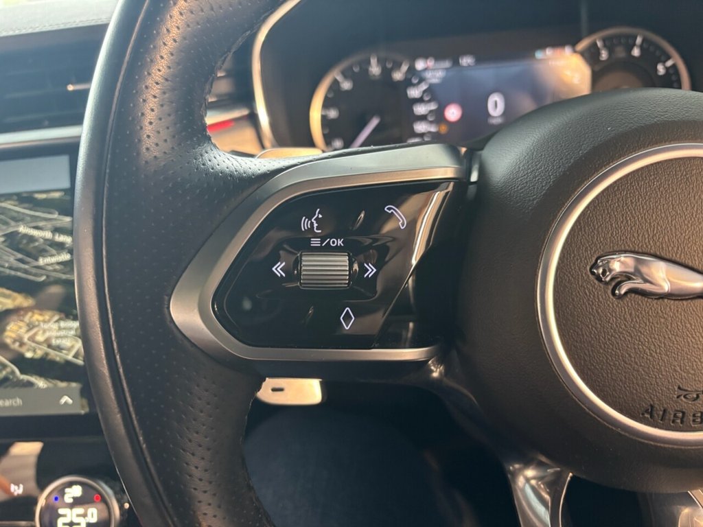 Used Jaguar F-Pace 2021 for sale - 75911932: Photo 16