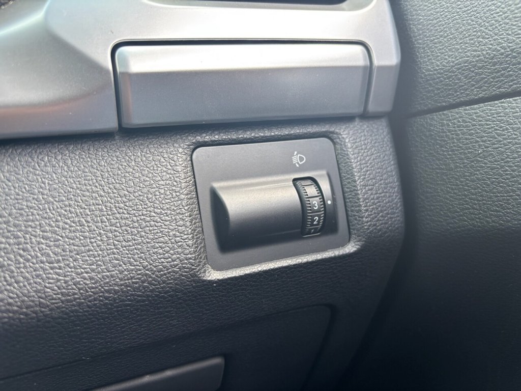 Vehicle 33