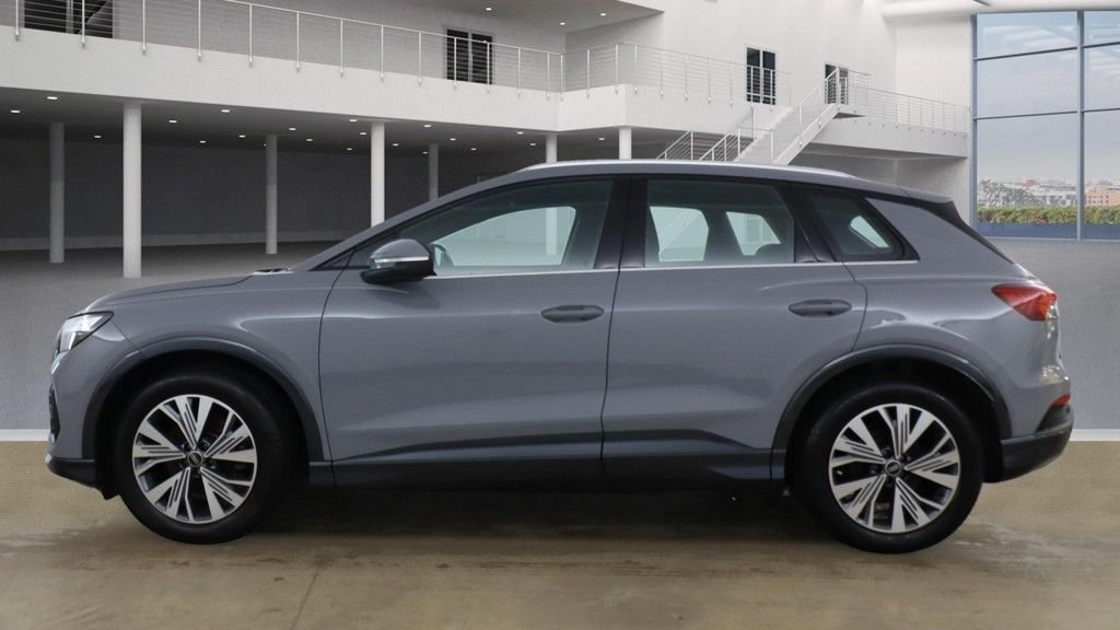 Used Audi Q4 e-tron 2023 for sale - 77133485: Photo 13