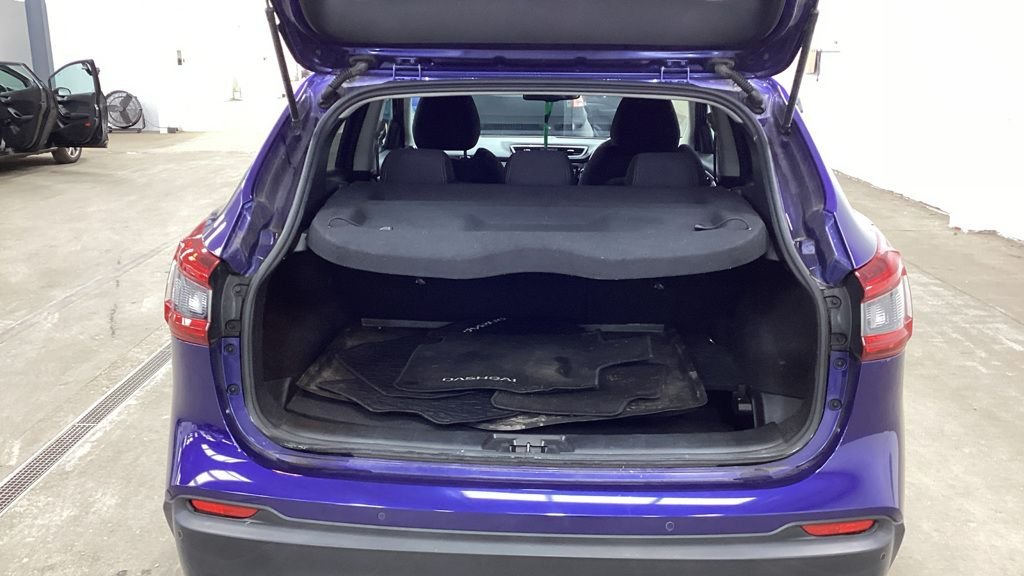 Used Nissan Qashqai 2017 for sale - 78097117: Photo 10