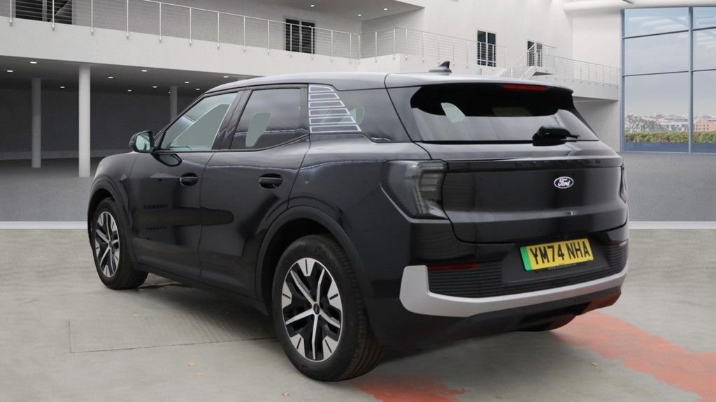 Used Ford Explorer 2025 for sale - 76356984: Photo 2