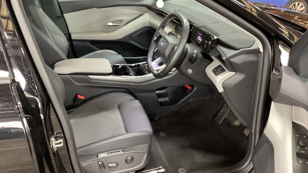 Used Ford Explorer 2025 for sale - 76356984: Photo 3