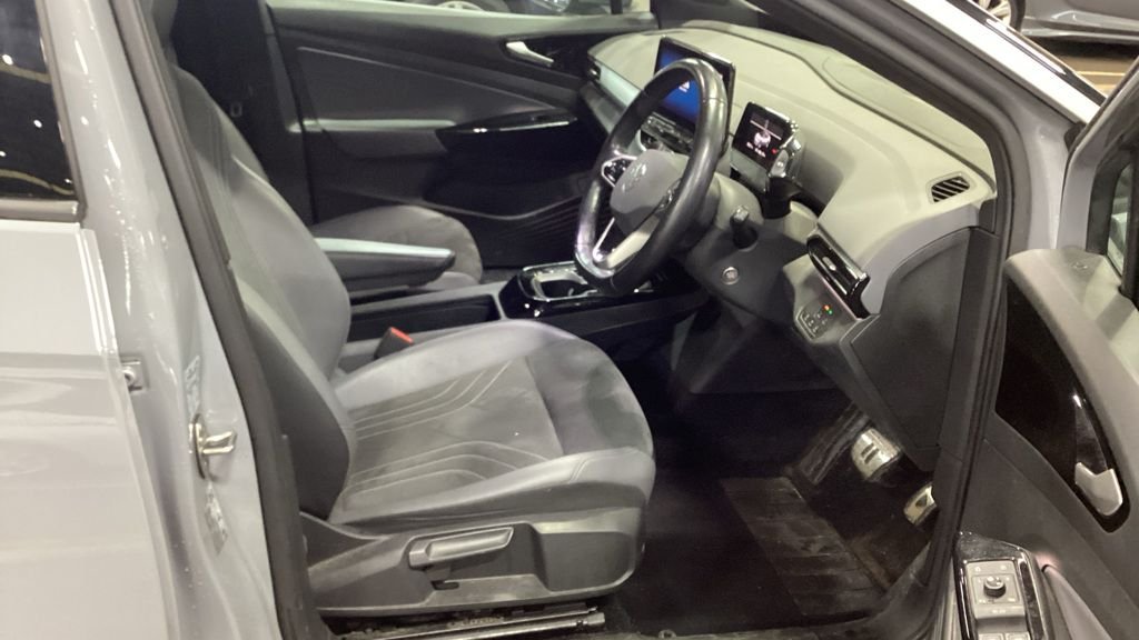 Used Volkswagen ID.4 2022 for sale - 77621596: Photo 2