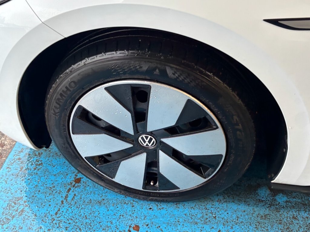 Used Volkswagen ID.3 2020 for sale - 76407000: Photo 32