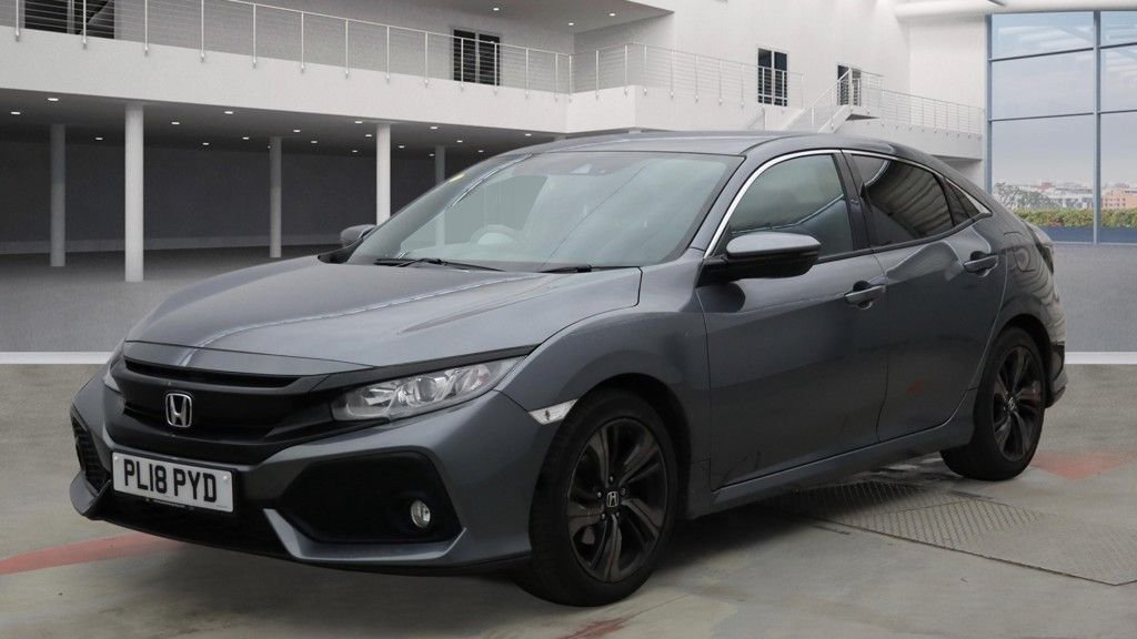 Used Honda Civic 2018 for sale - 77370029: Photo 5