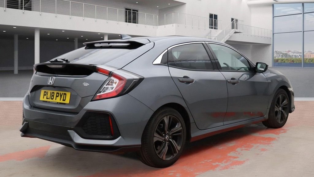 Used Honda Civic 2018 for sale - 77370029: Photo 7