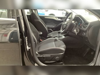 Used Ford Focus 2025 for sale - 75666269: Photo