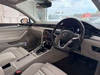 Used Volkswagen Passat 2020 for sale - 74650215: Photo