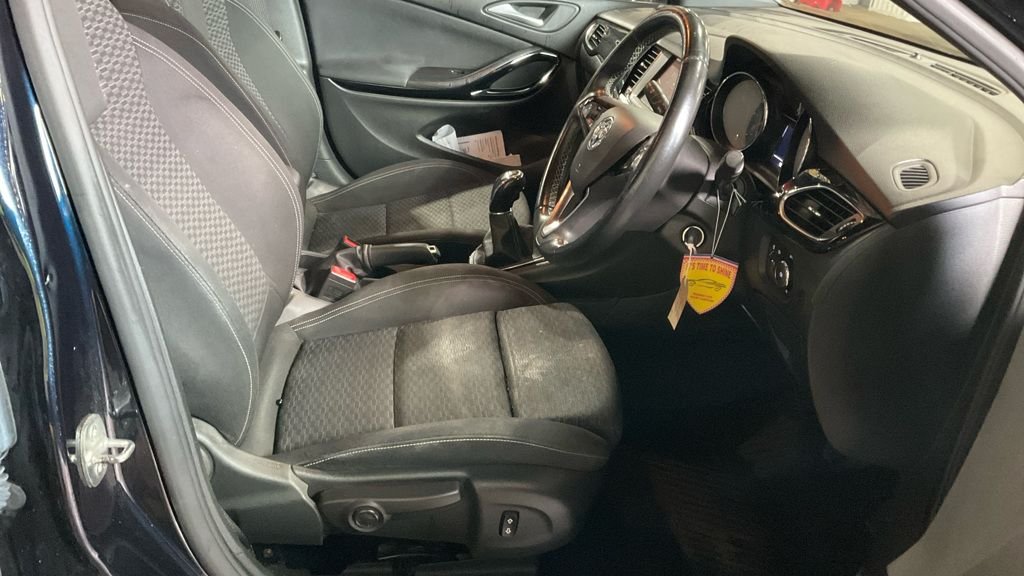 Used Vauxhall Astra 2019 for sale - 77276207: Photo 2