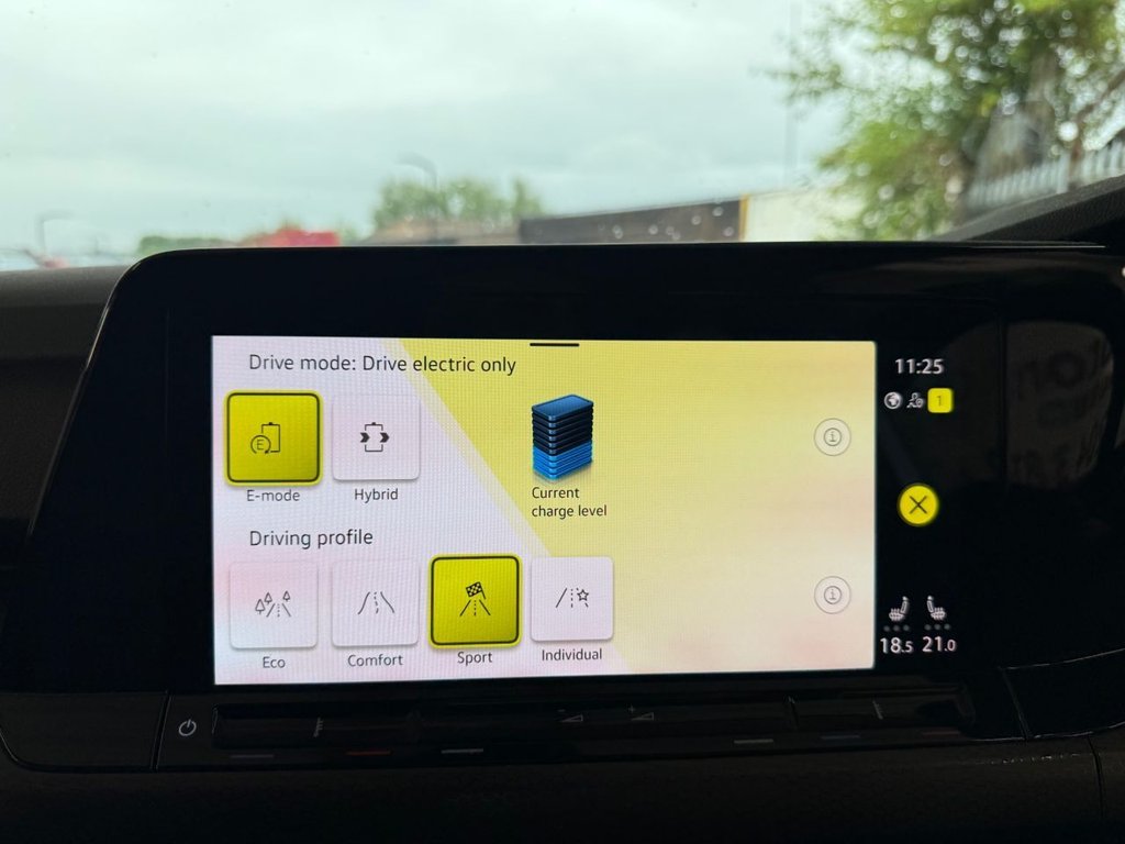 Used Volkswagen Golf 2021 for sale - 77139494: Photo 25