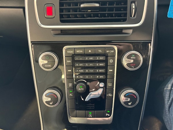 Used Volvo S60 2016 for sale - 76223425: Photo 27