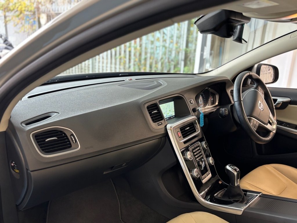 Used Volvo S60 2016 for sale - 76223425: Photo 33