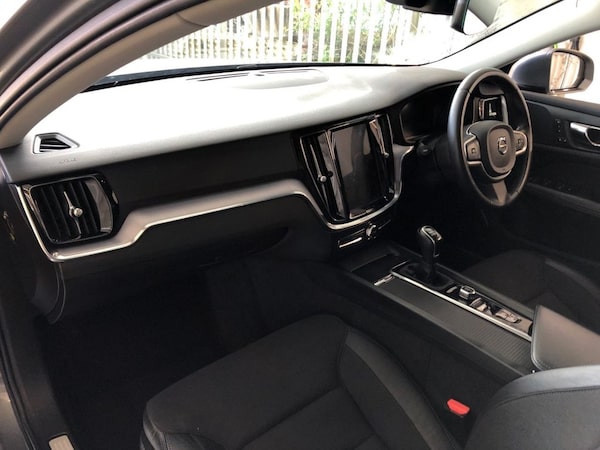 Used Volvo V60 2019 for sale - 75703842: Photo 14