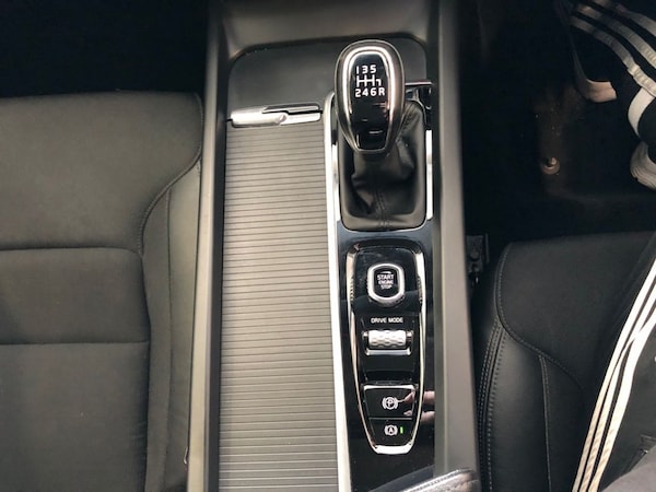 Used Volvo V60 2019 for sale - 75703842: Photo 38