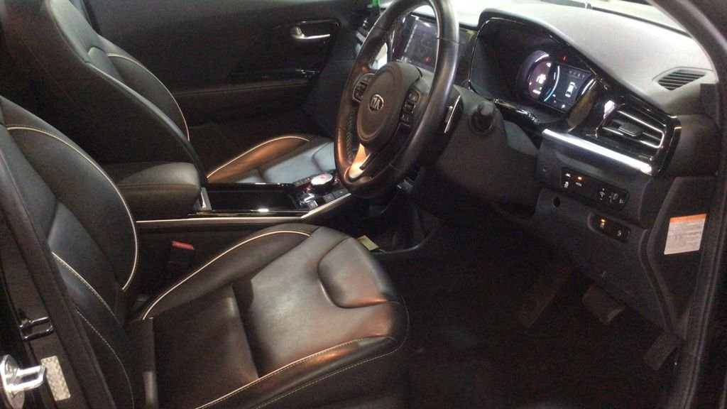 Used Kia Niro 2021 for sale - 78111162: Photo 2