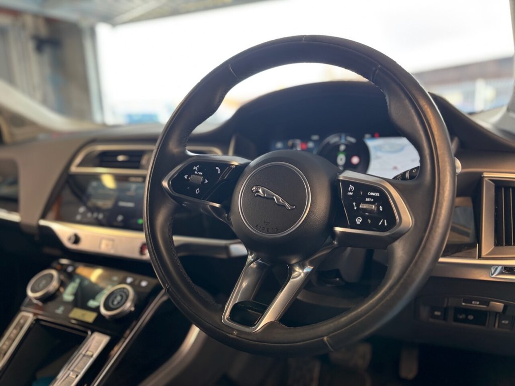 Used Jaguar I-Pace 2020 for sale - 76367994: Photo 2