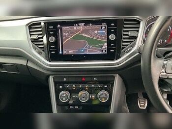 Used Volkswagen T-Roc 2021 for sale - 78358618: Photo