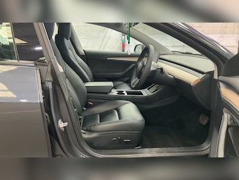 Used Tesla Model 3 2023 for sale - 78887619: Photo