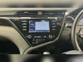 Used Toyota Camry 2020 for sale - 79023046: Photo